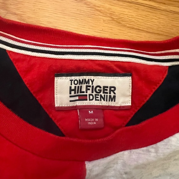 Color-block retro style Tommy Hilfiger t-shirt - Picture 3 of 5